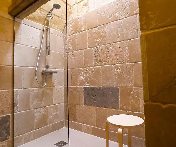 Filigus Bed & Breakfast 4*